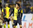 Real España y Motagua sostuvieron un electrizante duelo en el estadio Morazán donde la figura terminó siendo Nixon Cruz.