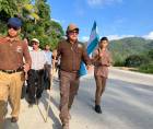 El padre Leopoldo Serrano comenzó su recorrido hacia Tegucigalpa desde el kilómetro 89 de la carretera de occidente.
