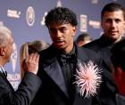 Yamal terminó en el tercer lugar de la clasificación, por detrás de Kylian Mbappé y del ganador, Harry Kane.