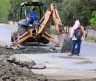 El decreto contempla obras de pavimentación y reconstrucción vial en La Lima, Potrerillos, San Francisco de Yojoa y Santa Cruz. En la foto, la carretera hacia Ticamaya y San José del Boquerón recientemente bacheada con el plan de emergencia de repaciones viales realizado por el actual gobierno.