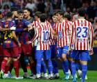 Atlético explota y exige explicaciones sobre jugadas polémicas ante el Barcelona