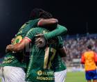 Marathón y Olimpia se enfrentan esta noche en el Estadio Morazán por la jornada 5 de las triangulares.