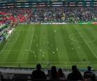 Debido a las condiciones climatológicas, el juego entre México e Inglaterra se retrasa en el estadio Azteca.