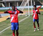 El joven Jeremy Rodríguez abri+p el marcador en el Juticalpa vs Olimpia.