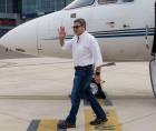 El expresidente Juan Orlando Hernández publico fotos inéditas del emotivo reencuentro con su familia en el Aeropuerto Internacional de Palmerola, en Comayagua, tras su regreso a Honduras.