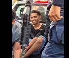 Mediante una serie de allanamientos de domicilio ejecutados la tarde de ayer, agentes de la Policía Nacional lograron la captura de Jesús Daniel Tróchez, conocido en el mundo delictivo con el alias de El Diablo, a quien las autoridades vinculan directamente con la muerte del señor Roberto Chavarría en el minisúper Rosmery, de Olanchito.
