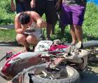 Una doble tragedia enlutó este martes a una familia ceibeña, luego de que un padre y su hijo perdieran la vida en un accidente de tránsito ocurrido en la carretera CA-13, frente a la colonia Ponce.