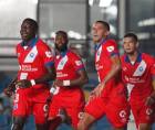 Jugadores del Olimpia celebrando el gol del centrocampista Raúl García.