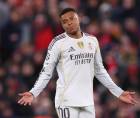 Kylian Mbappé no marcó con el Real Madrid ante Benfica en los playoffs y le meten presión en la tabla de goleadores de la Champions League con un póker de goles. ¡Haaland y Harry Kane, superados!