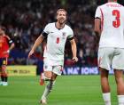 Harry Kane celebrando el gol de la remontada de Inglaterra contra España.