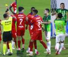 Marathón venció por la mínima al Olimpia en el Morazán, donde se vivieron muchas emociones: te compartimos las mejores imágenes del partido.
