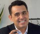 Yanuario Paz, periodista hondureño que trabaja para FOX, salió en defensa de la selección de Honduras durante el debate televisivo tras la histórica victoria de la Bicolor ante Jamaica.