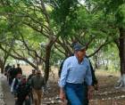 Nasry Asfura visitó la isla Conejo en conmemoración del 57 aniversario de la guerra de las 100 horas.