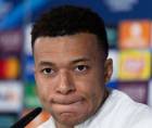 Kylian Mbappé dando declaraciones en conferncia de prensa previo al duelo por Champions League ante el Monaco.