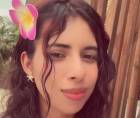 Sheila Rubí Cáceres logró salir de una de las casas envueltas en llamas, pero falleció minutos después debido a la gravedad de las quemaduras. Otra persona resultó herida.