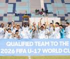 Los jugadores de la Selección de Honduras celebrando la clasificación al Mundial Sub-17 de Qatar 2026 tras vencer a Bermudas.