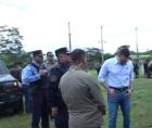 Autoridades del Congreso Nacional, Secretaría de Seguridad e Instituto Nacional Penitenciario (INP) realizan el recorrido en el terreno donde se dejó abandonado el proyecto de la cárcel de La Acequia.