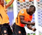 Brian Brobbey celebrando uno de sus goles contra Suecia.
