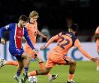 Khvicha Kvaratskhelia estuvo cerca de abrir el marcador en el duelo ante PSG.