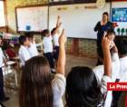 La salida de estudiantes de las aulas representa uno de los desafíos que enfrenta el sistema educativo de Honduras.