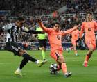 Newcastle y Barcelona se miden este martes en la ida de los octavos de final de la Champions League.