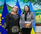 La subsecretaria hondureña de Política Exterior, Pamela Handal, recibió a la embajadora de Ucrania en Cuba, concurrente para Honduras, Iryna Kostiuk. Foto cortesía de Cancillería Honduras.