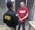 <b>Miembros de la Agencia Técnica de Investigación Criminal (ATIC) lograron la captura del exdiputado suplente de Libre, Víctor Hugo Romero Chinchilla, y tres personas más, vinculados al asesinato de un joven; el hecho ocurrió en 2018.</b>