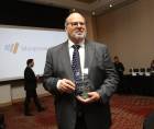 El empresario Jorge Canahuati Larach, presidente de Grupo OPSA y de la revista Estrategia &amp; Negocios (E&amp;N), fue homenajeado este jueves 30 de julio por su trayectoria corporativa y aporte al desarrollo económico y social de Honduras y Centroamérica, durante una gala empresarial realizada en el Hotel Real Intercontinental de Tegucigalpa.