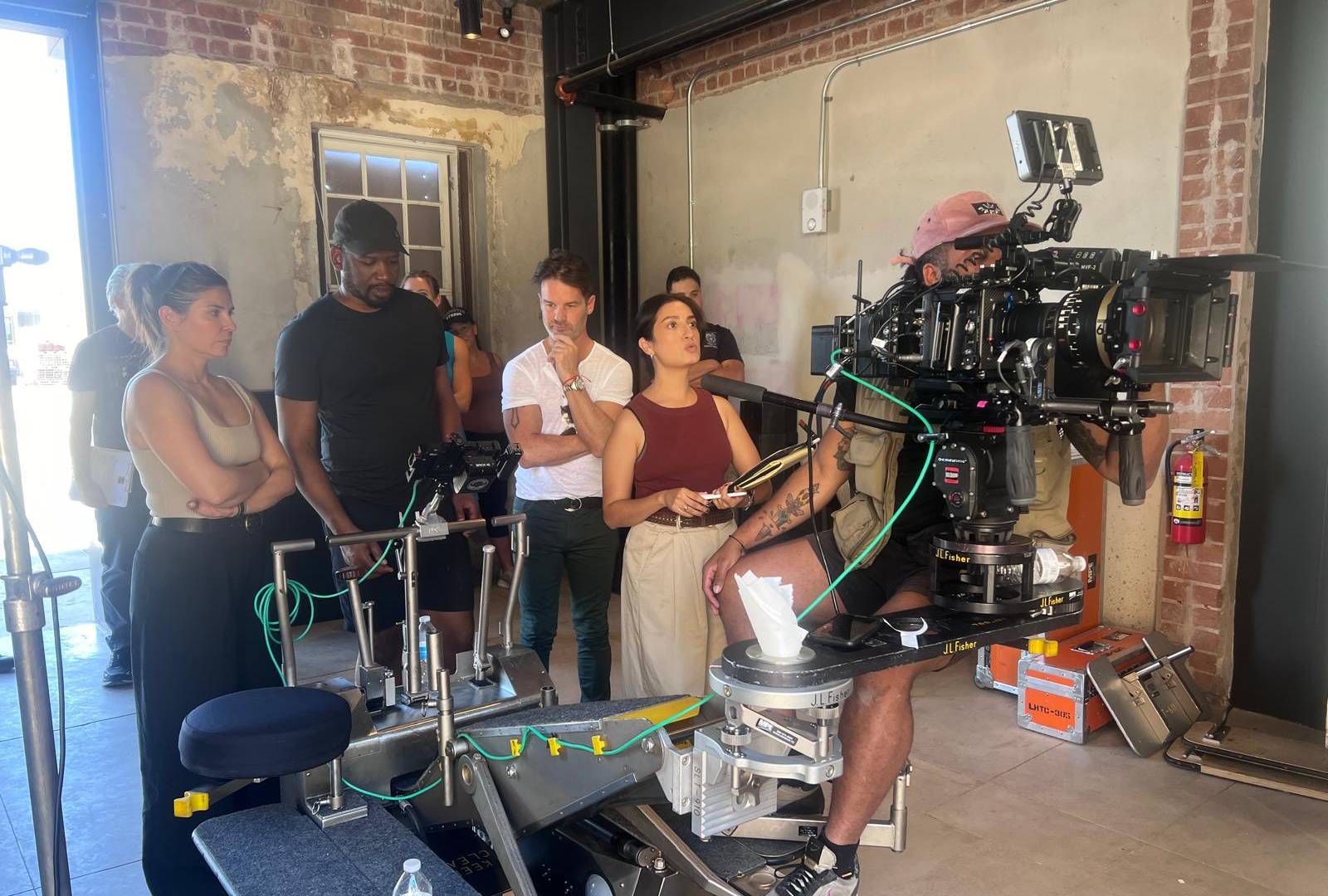 $!Tróchez-Aguilar en una de las producciones de la campaña de los demócratas en la actual contienda política junto al equipo de Conexión.