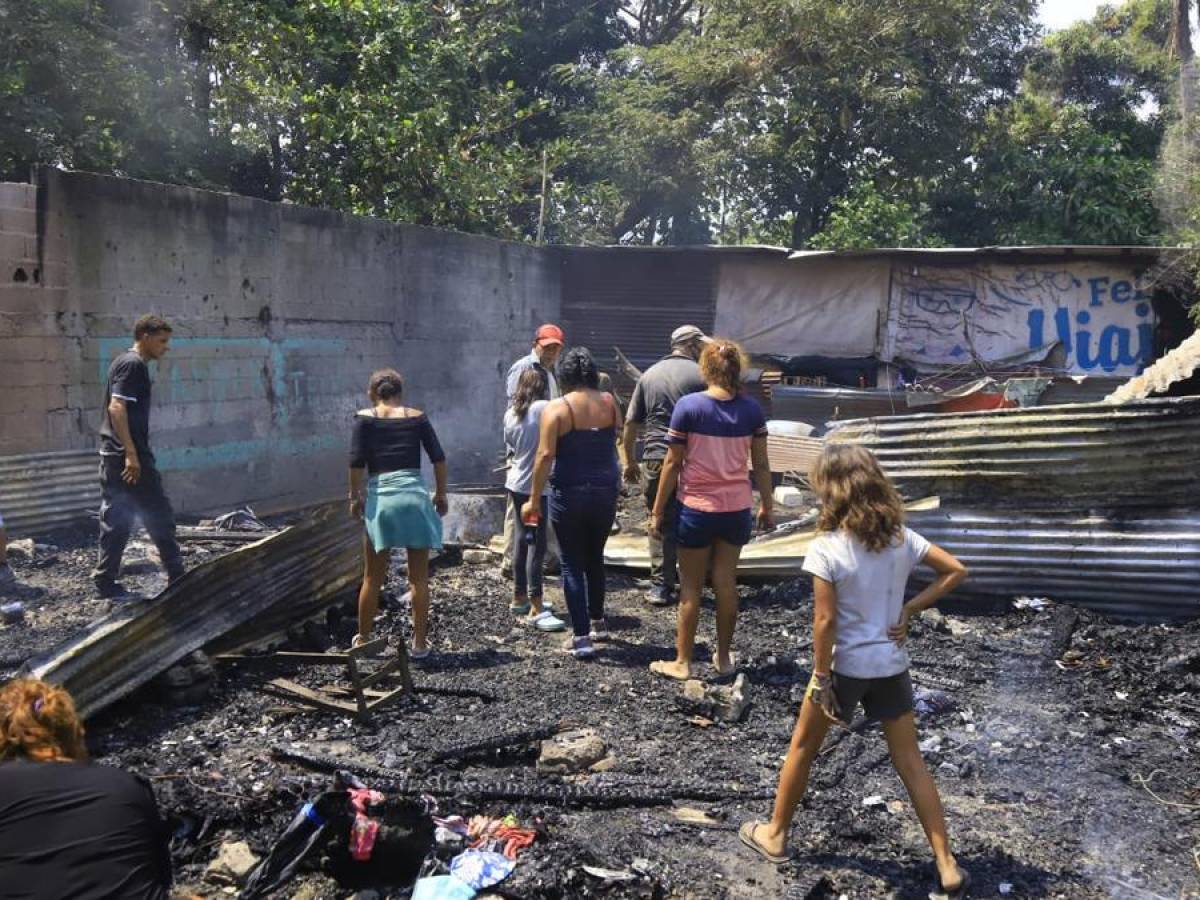 Tres familias se quedan sin viviendas por incendio en San Pedro Sula