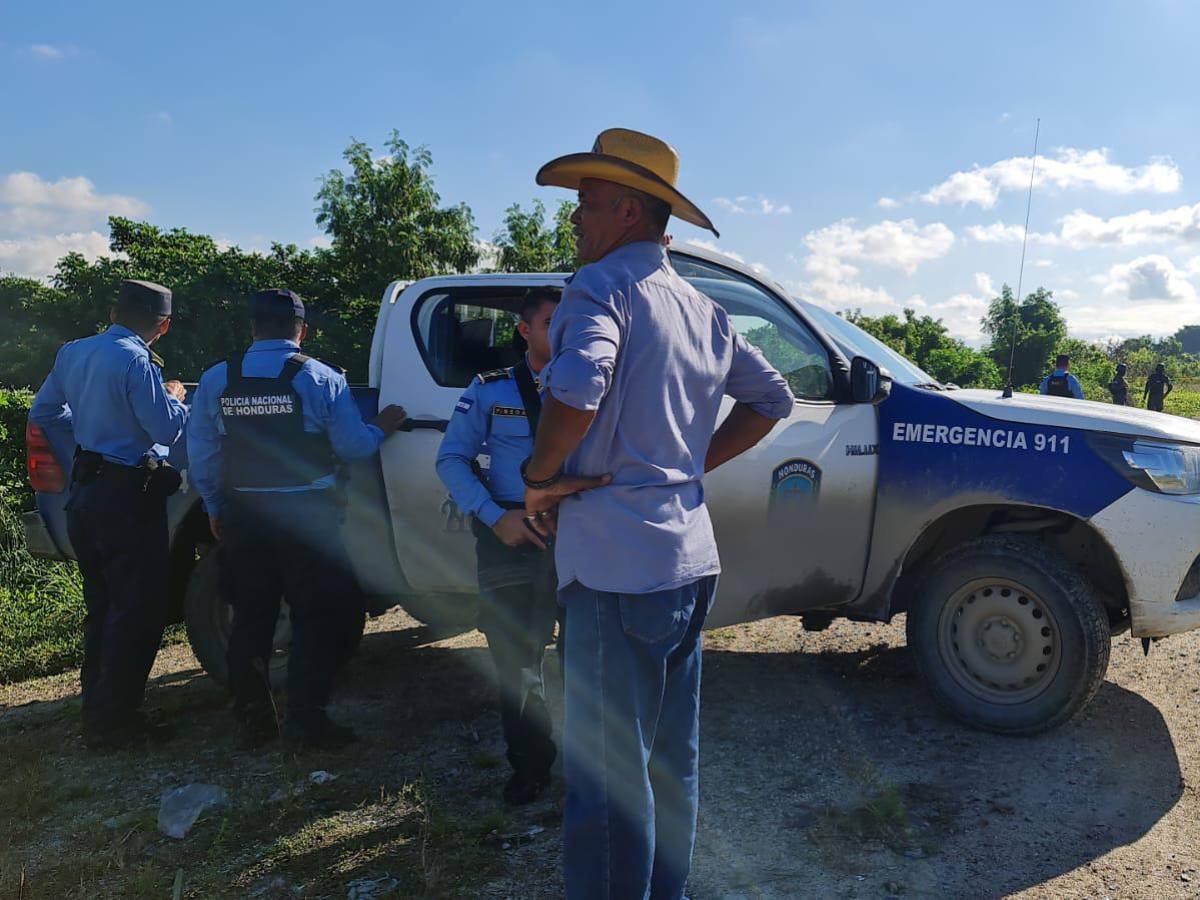 El cuerpo del joven fue encontrado en un botadero de basura.