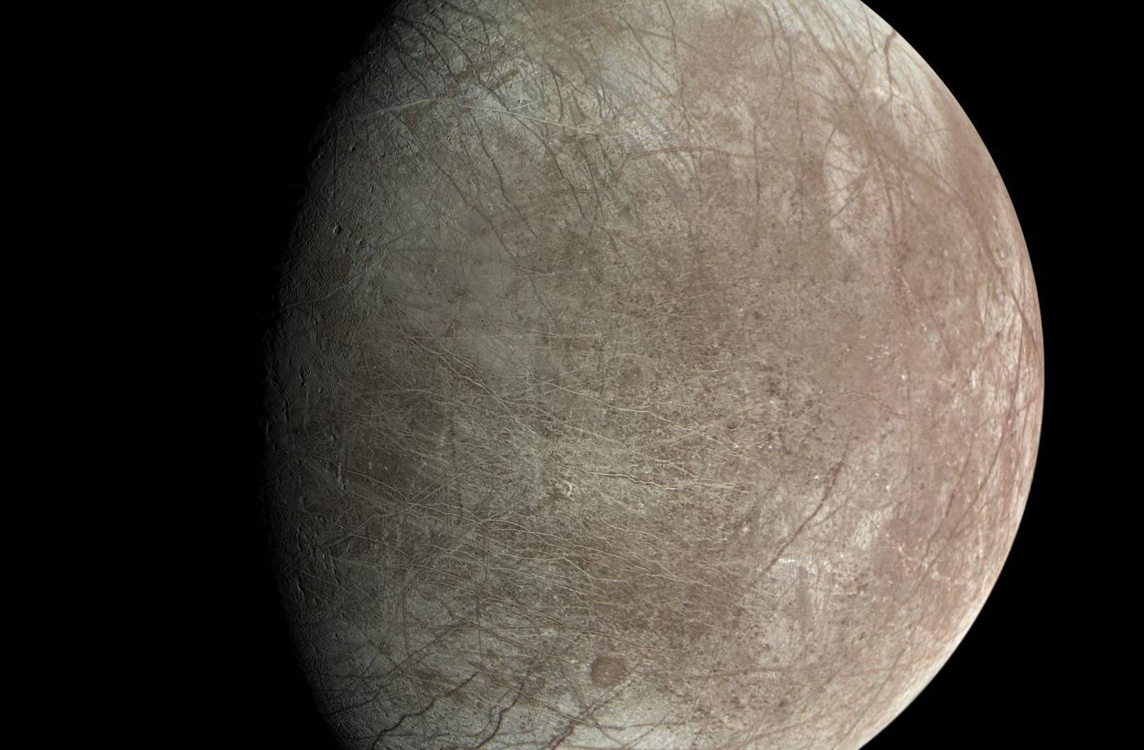 $!La misión Europa Clipper de la Nasa ayudará a determinar la habitabilidad potencial de Europa, una luna de Júpiter.