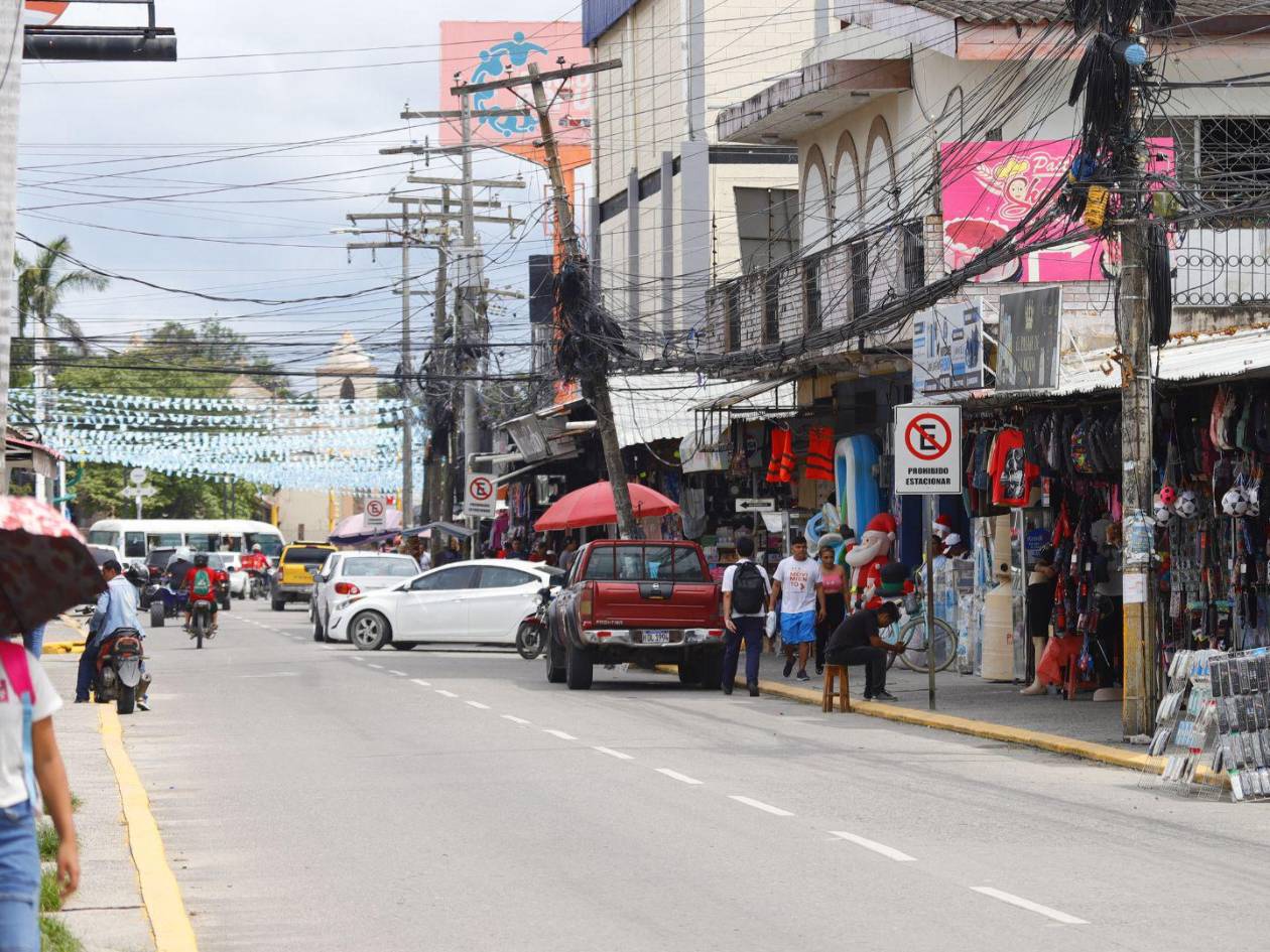 Representantes del sector empresarial advirtieron sobre las graves dificultades que enfrentarán los comerciantes locales debido a la creciente competencia generada por la expansión del comercio chino.
