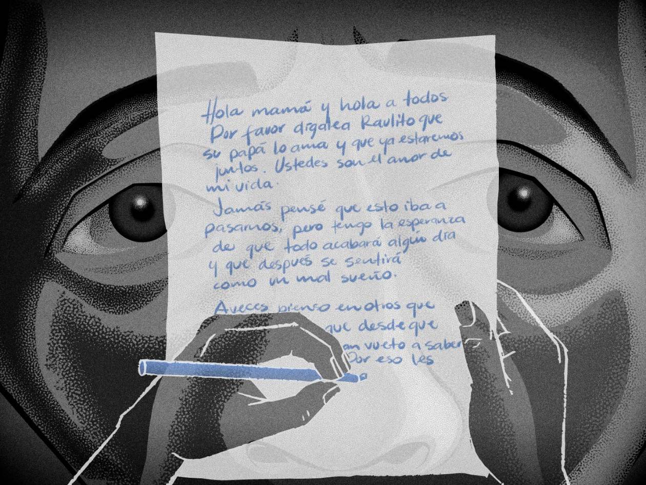 <i>Ante la desesperación por la falta de noticias sobre los detenidos, las familias tienen que pagar por recibir pruebas de vida desde las cárceles salvadoreñas.</i>