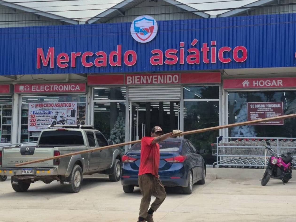 El comercio de origen asiático también ha puesto en jaque a los emprendedores de La Ceiba.