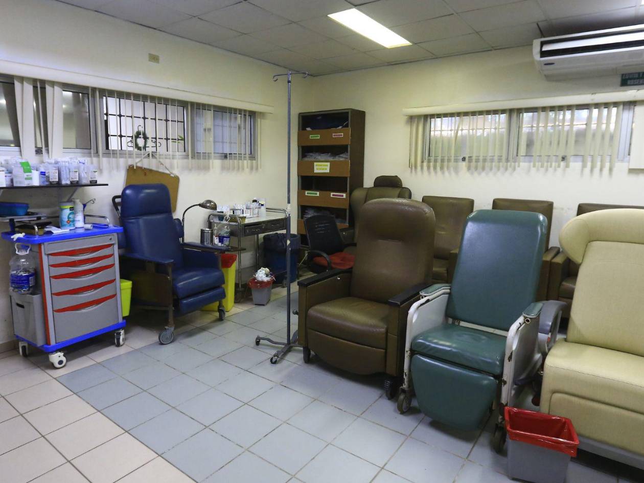 En este espacio, los pacientes oncológicos reciben sus quimioterapias previamente agendadas.