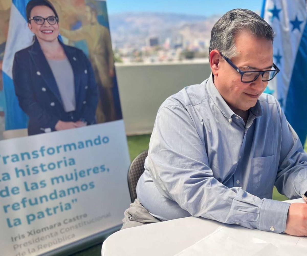 Este equipo solo encontró registros de compras entre 2023 y 2025. La titularidad de la Secretaría de Planificación la tenía Ricardo Salgado.