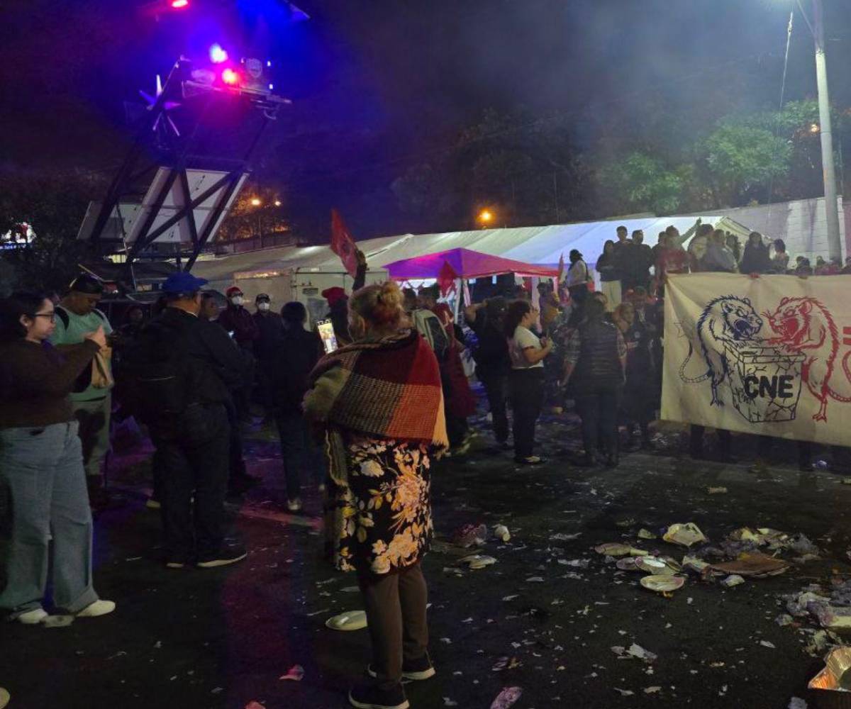 En un comunicado, las Fuerzas Armadas dijeron que investigan a los militares involucrados, dejando en evidencia que tomará medidas por cumplir su deber constticional.