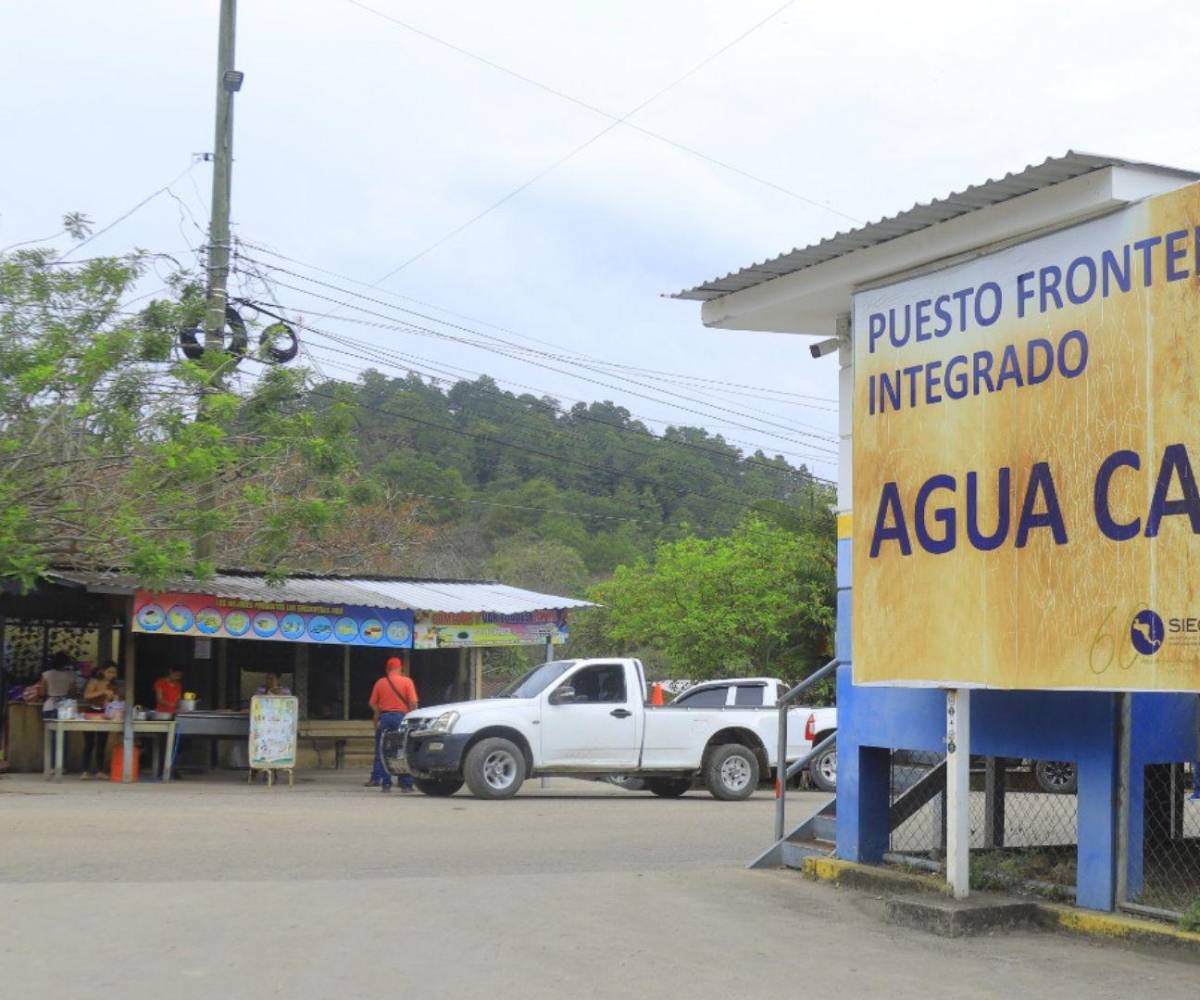 Los negocios han bajado las ventas por la poca afluencia de personas.
