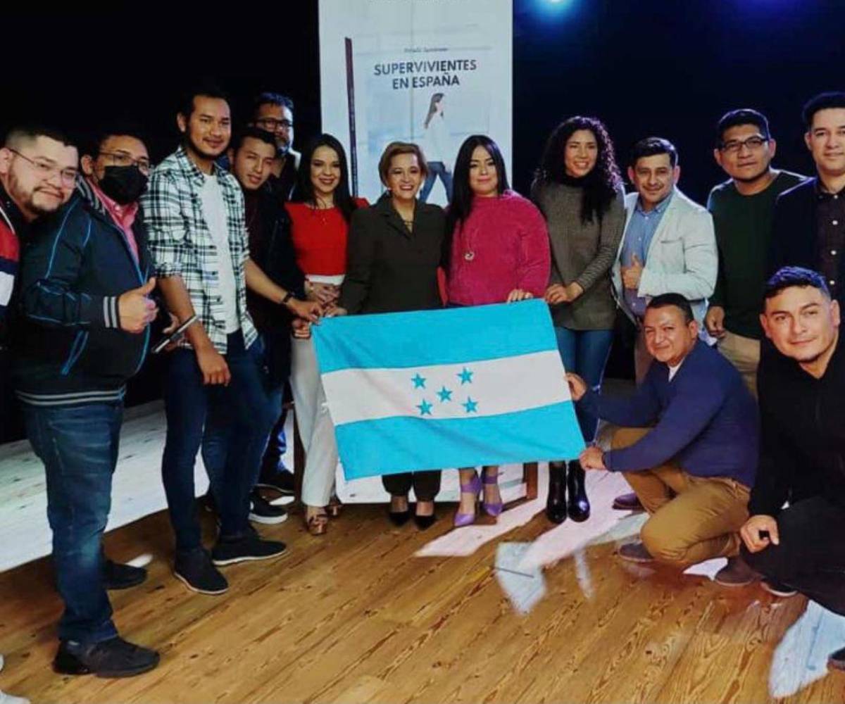 Brenda Zambrano ha contado con el respaldo de la diáspora hondureña durante la presentación de sus obras literarias en España.