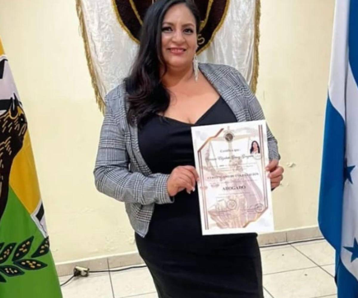 Se graduó como abogada y, desde entonces, ha llevado casos legales de manera independiente en el departamento de Copán.