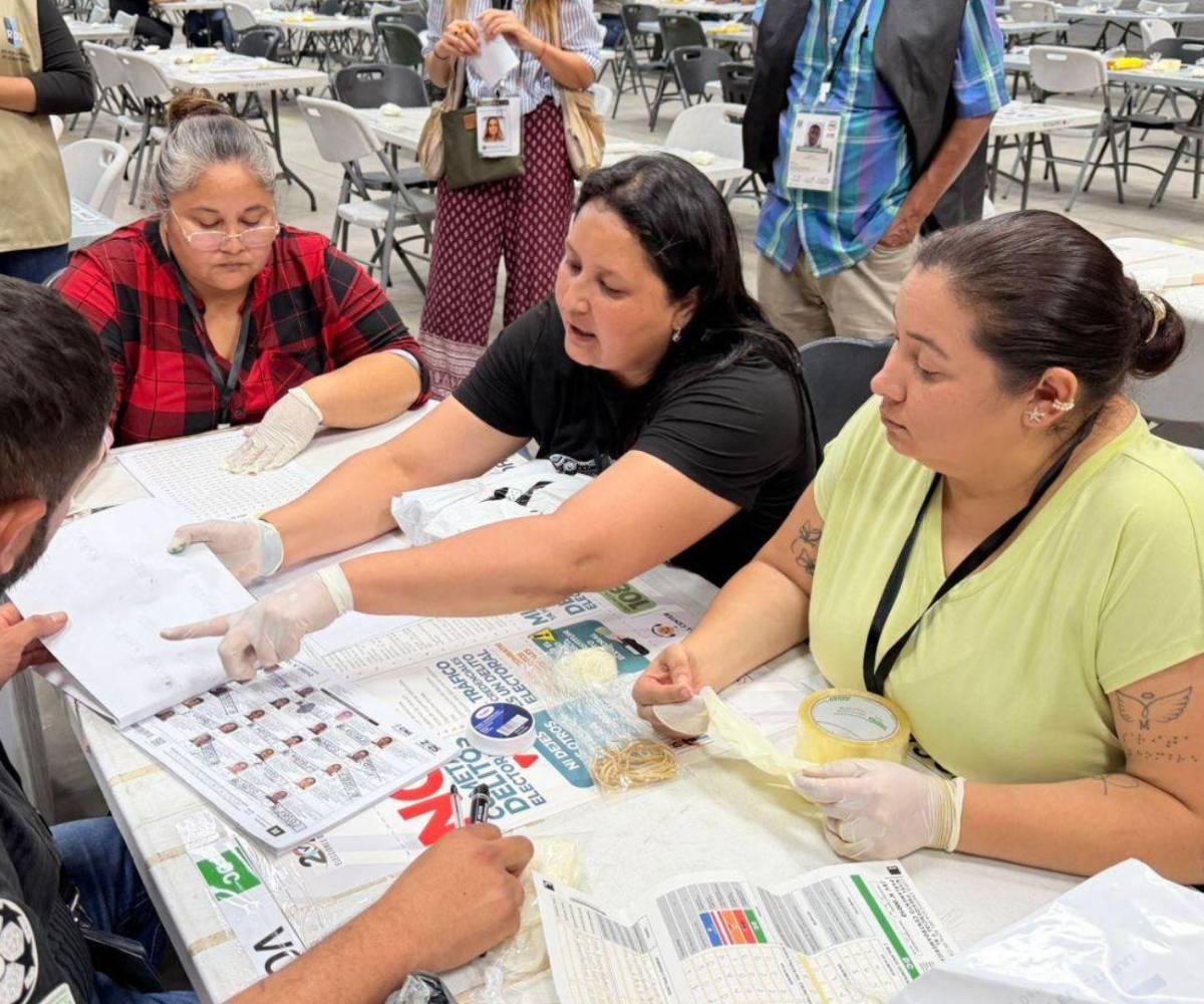 La revisión de más de 500,000 votos en el escrutinio será clave para declaratoria de elecciones.