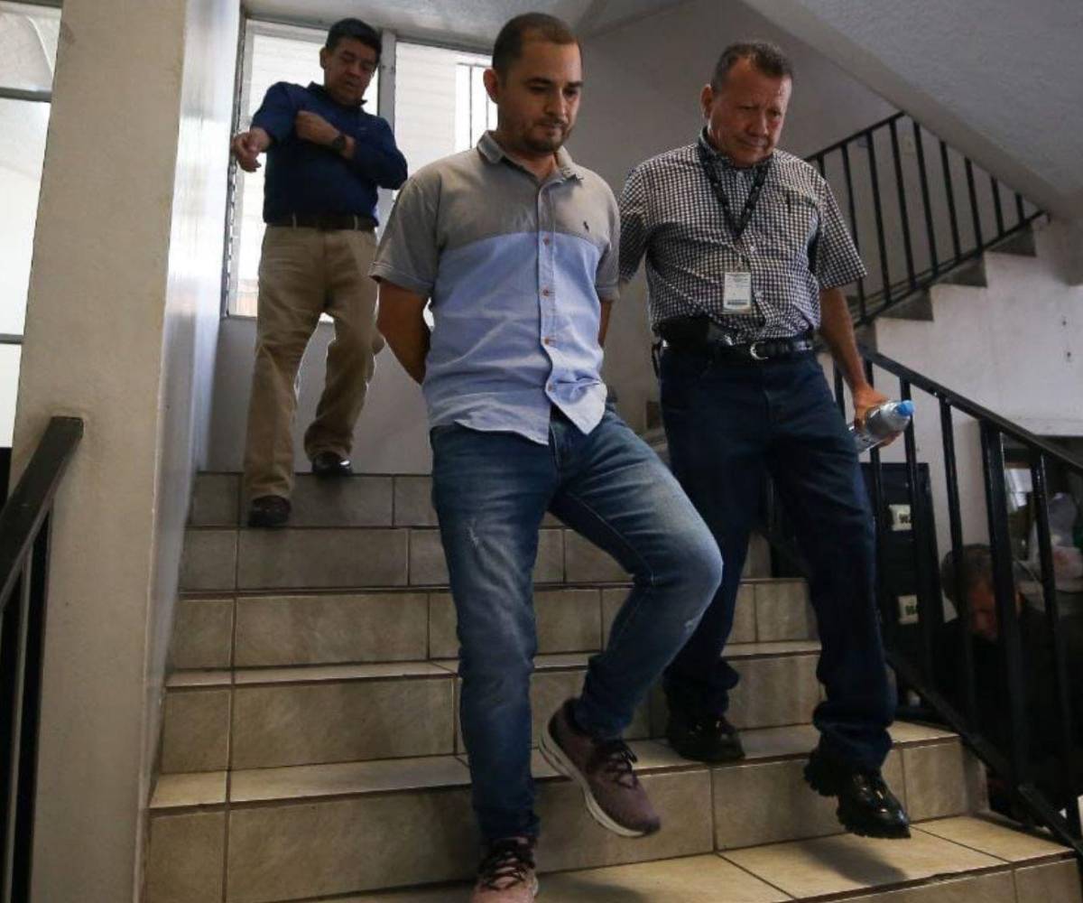 El Ministerio Público esperaba que se le dictara sobreseimiento provisional tras presentarse voluntariamente, pero al final el juez decidió enviarlo a prisión.