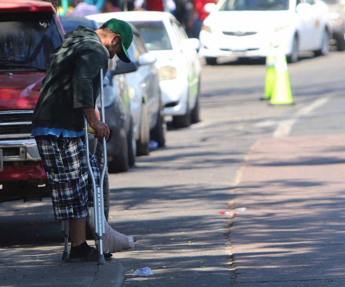 La sobresaturación en los quirófanos han provocado que miles de hondureños sigan sin ser intervenidos.