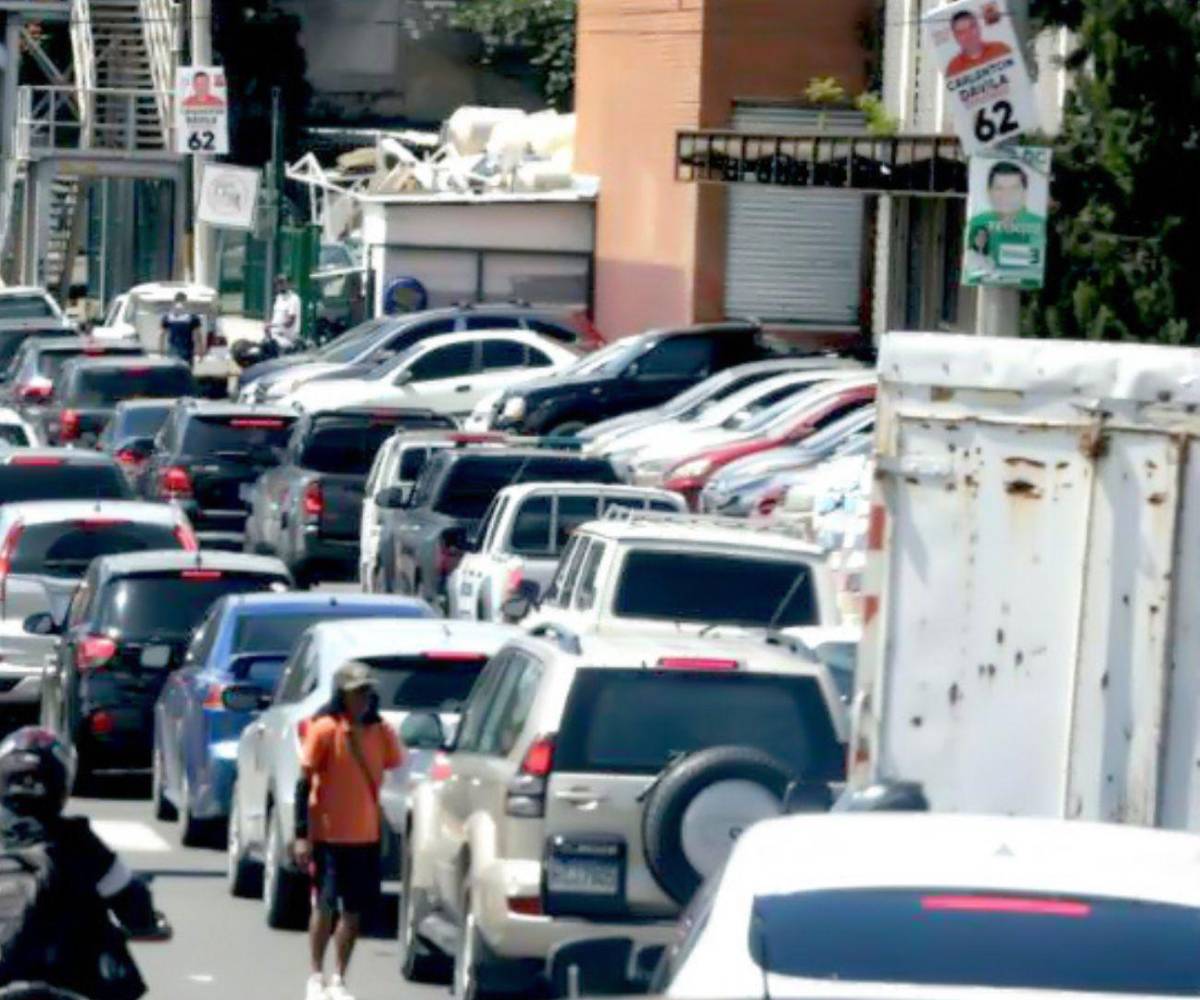 Expertos recomiendan al Gobierno profundizar en medidas del teletrabajo, garantizando la productividad.