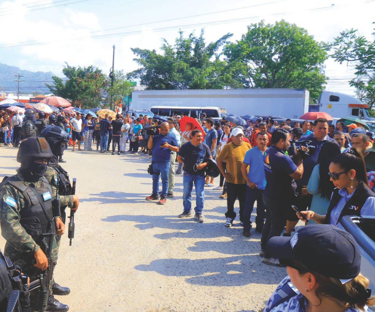 Socios se han organizado para crear juntas directivas e intentar recuperar su dinero.