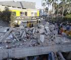 Edificios y casas afectadas este martes, tras un terremoto de magnitud 7,4 que sacudió al país, en Pereira (Colombia). EFE/ Carlos Ortega