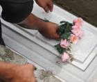 Momentos de dolor y tristeza se vivieron este viernes en el sepelio de la pequeña Estefany Dubón Gonzales, de 18 meses, quien fue asesinada el miércoles, presuntamente, por su padrastro en Choloma, zona norte de Honduras. Fotografías: La Prensa / José Cantarero.