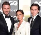 Brooklyn Beckham no se guardó nada. El hijo mayor de David y Victoria Beckham rompió el silencio sobre la larga disputa familiar con una impactante declaración compartida el lunes a través de sus Instagram Stories.