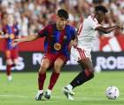 El partido ha sido de ida y vuelta entre el Sevilla y el Barcelona.